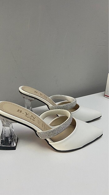 Topuklu terlik - Görsel 2