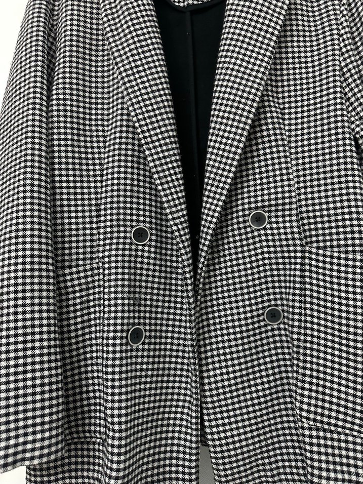 Düğmeli Siyah Beyaz Ekose Kadın Bershka Ceket - Görsel 3