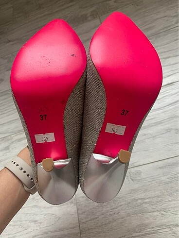 37 Beden Sim dokulu stiletto