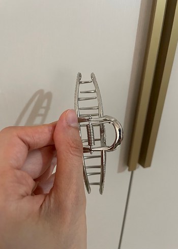 Taşlı Metal Fiyonk Saç Tokası - Görsel 3