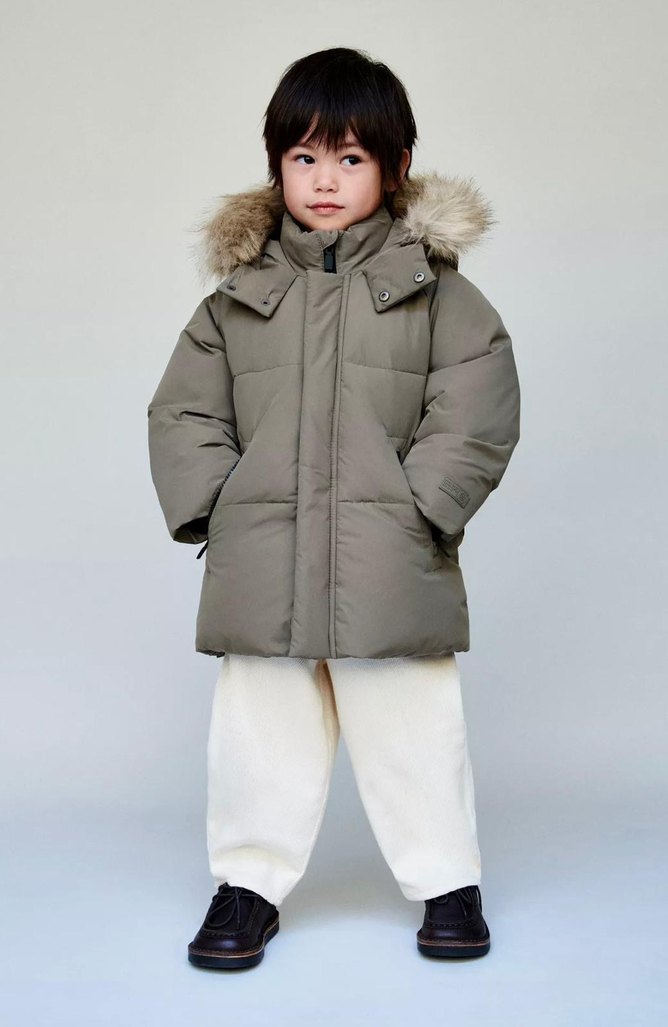 Kürklü Kapüşonlu Erkek Çocuk Mont - Görsel 4