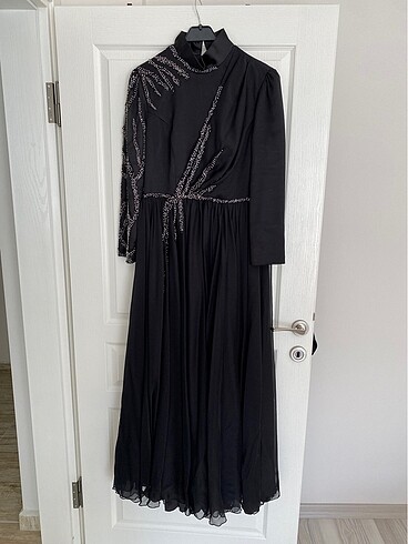 Siyah Abiye - Görsel 2