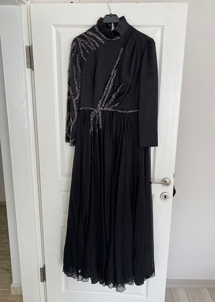 Siyah Abiye - Görsel 2