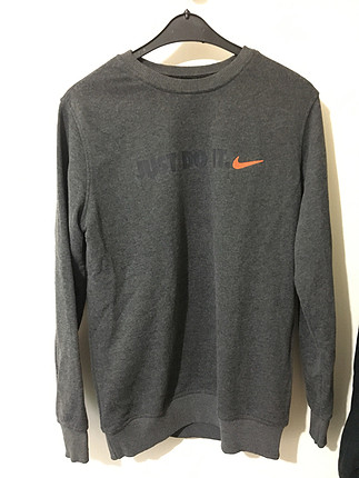 Nike Sweatshirt