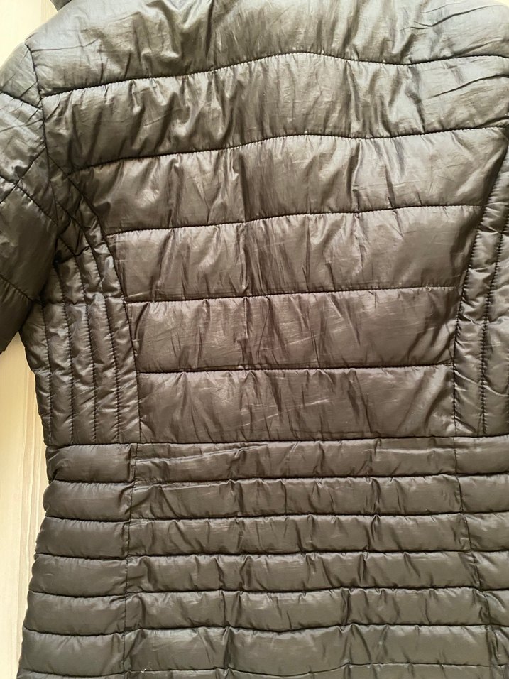 Siyah Kapüşonlu Kadın Kışlık Mont - Görsel 5