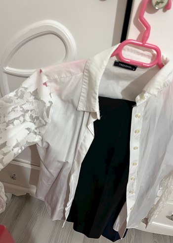 Düğmeli Uzun Kollu Beyaz Kadın Gömlek - Görsel 3