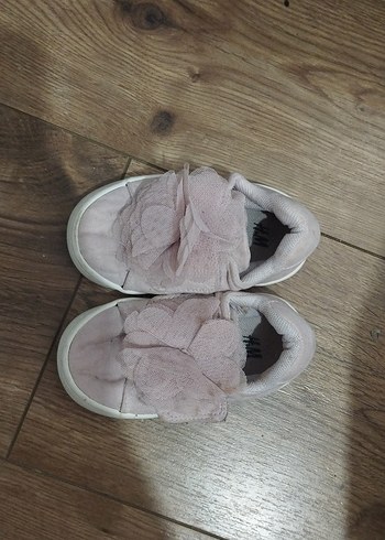 Kız Çocuk Pembe Fırfırlı Spor Ayakkabı
