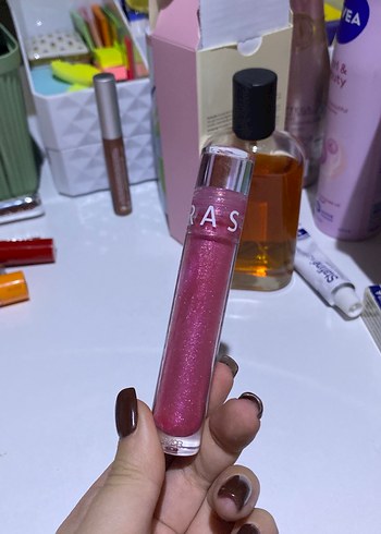 Parlak Pembe Dudak Parlatıcısı - Görsel 2