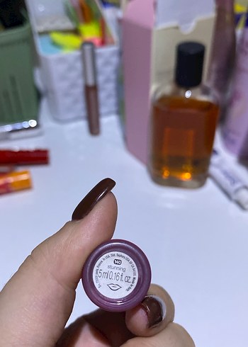 Parlak Pembe Dudak Parlatıcısı - Görsel 3