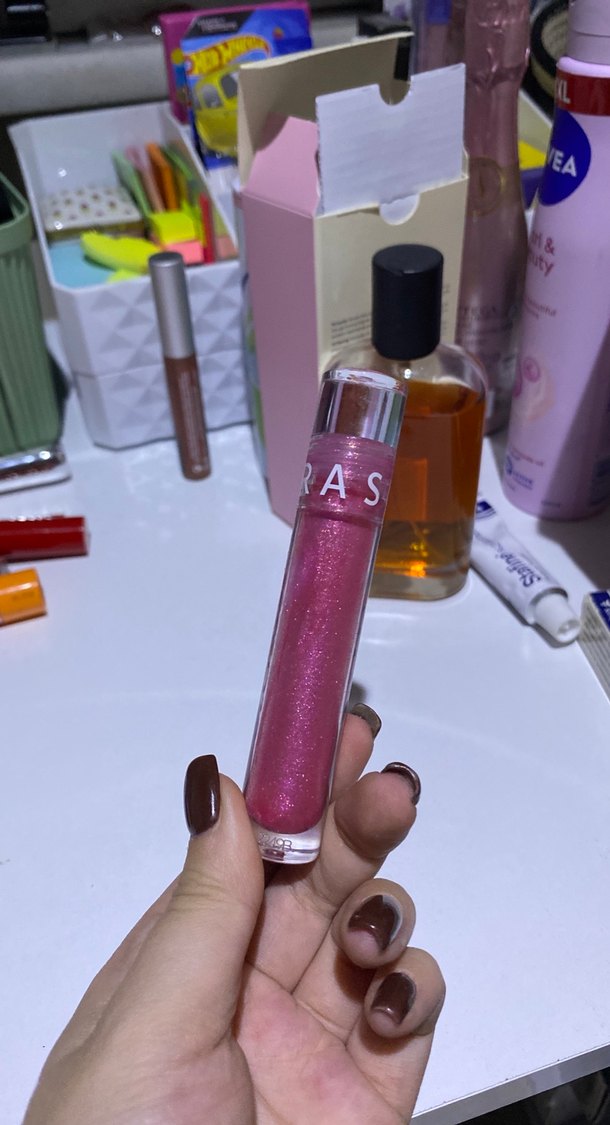 Parlak Pembe Dudak Parlatıcısı - Görsel 2