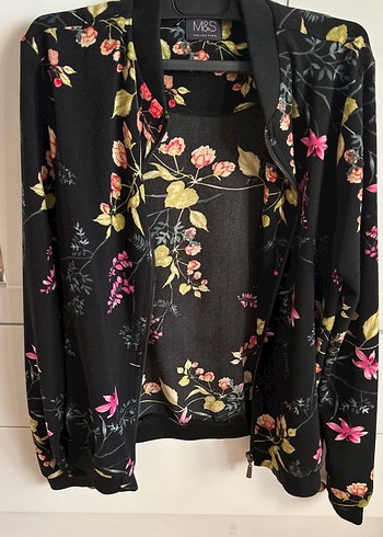 Marks & Spencer Cicek Desenli Siyah Ceket