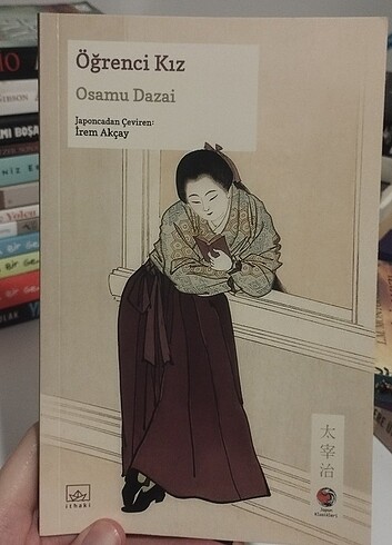 Öğrenci Kız Japon Edebiyatı