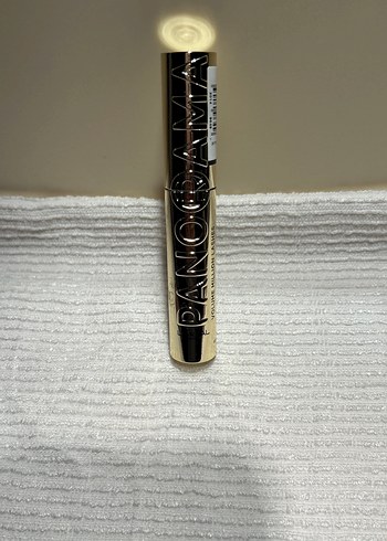 Altın Renkli Mascara
