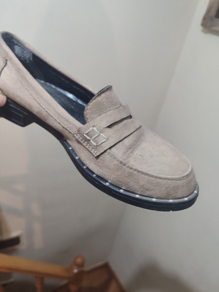 Bej Süet Tokalı Kadın Klasik Ayakkabı - Görsel 5