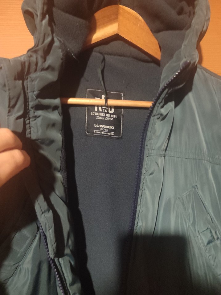 Erkek Çocuk Gri Fermuarlı Kapüşonlu Mont - Görsel 3