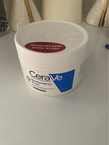 Cerave nemlendirici krem