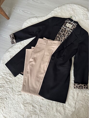 Leopar detaylı blazer