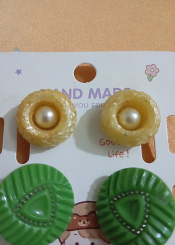 American Vintage Renkli Mini Düğmeli Vintage Küpeler