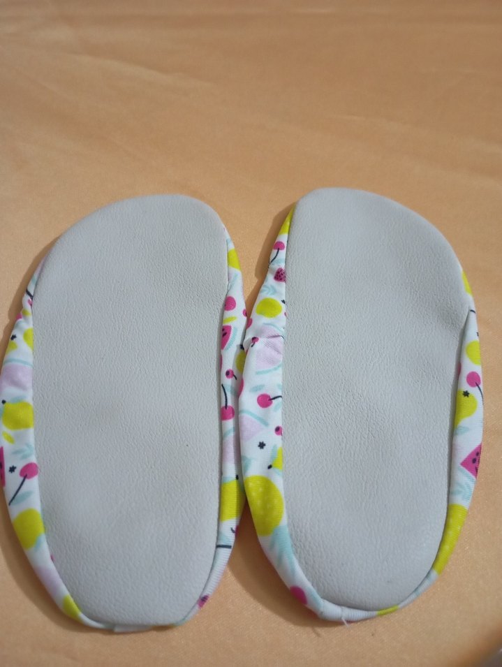 Renkli Baskılı Kız Çocuk Havuz patiği - Görsel 2