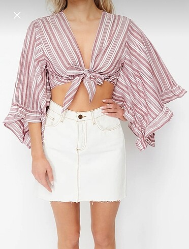 Trendyolmilla crop bağlamalı bluz