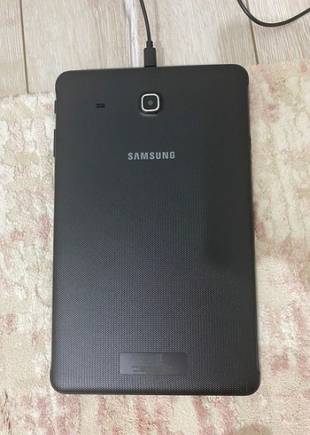 Beden Gri Samsung SM-T560 Tablet