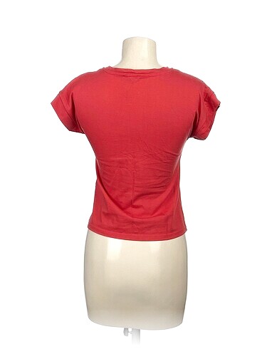 s Beden Dilvin T-shirt %70 İndirimli.