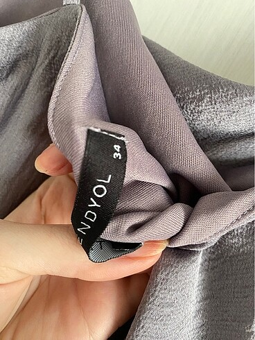 Trendyol milla gri saten gece elbisesi - Görsel 9