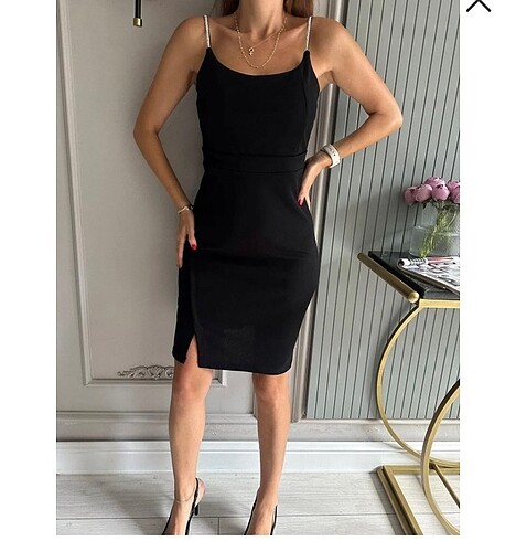 Siyah taş kristal askılı krep elbise - Görsel 2