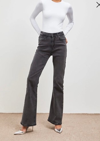 Bershka ispanyol paça antrasit jean - Görsel 2