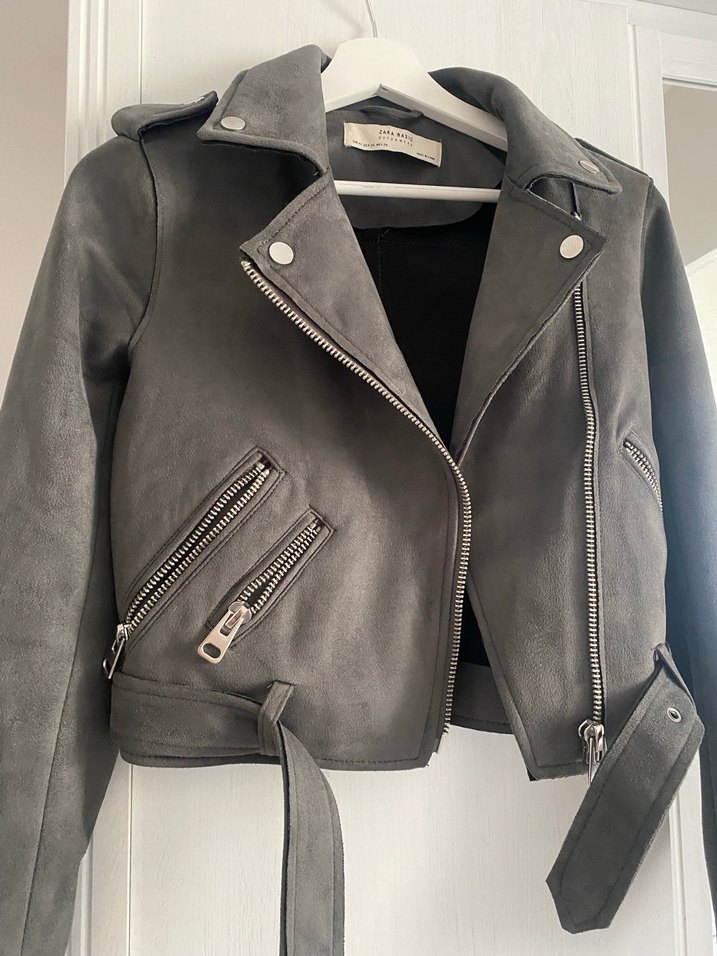 Zara Gri Süet Kemerli Kısa Biker Ceket - Görsel 4