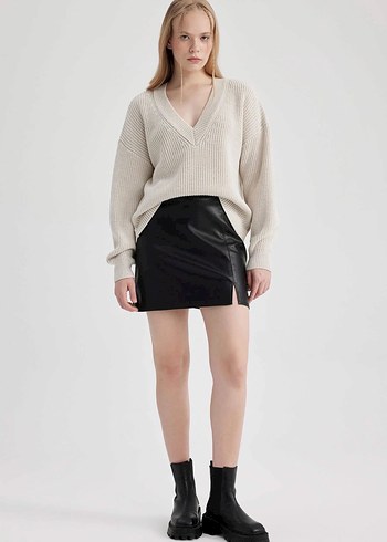 Stradivarius Deri Mini Etek yırtmaçlı Siyah - Görsel 2