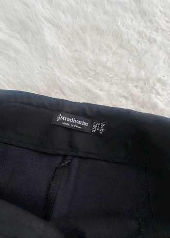 Stradivarius Deri Mini Etek yırtmaçlı Siyah - Görsel 5