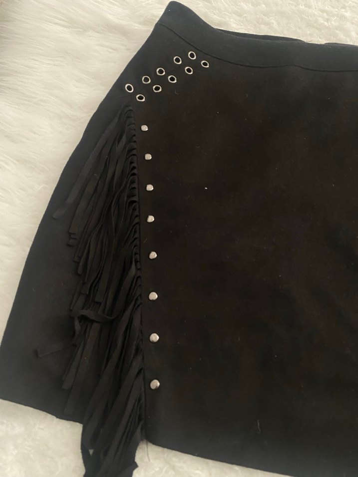 Stradivarius siyah Süet Püsküllü Kadın Mini Etek - Görsel 5