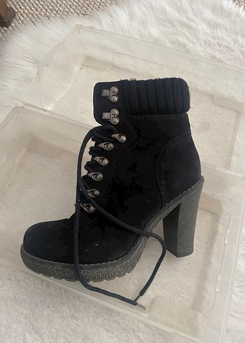 Graceland Siyah Süet Platform Topuklu Kadın Bot - Görsel 4