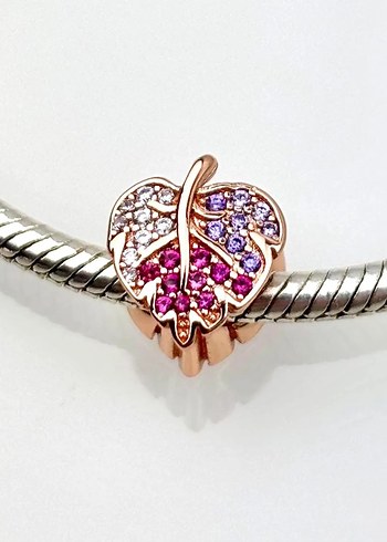Pandora rose yaprak charm - Görsel 6