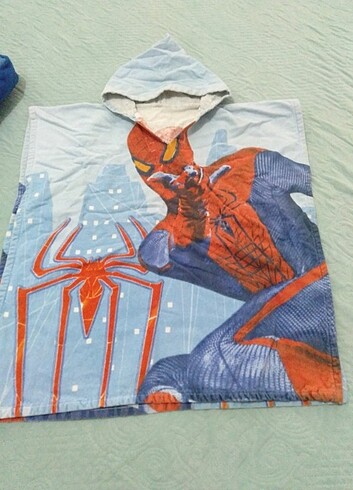 Çocuk bornoz ve yastik - Görsel 4