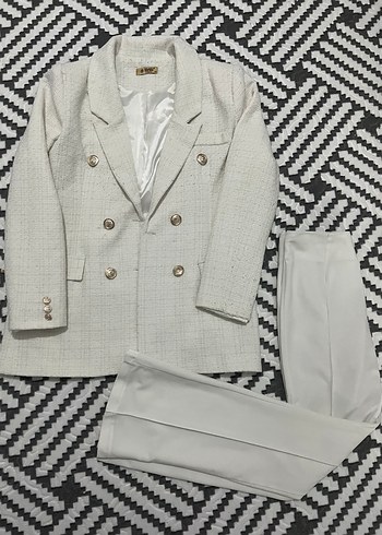 Zara Ekru Dokulu Cift Sirali Blazer Takim