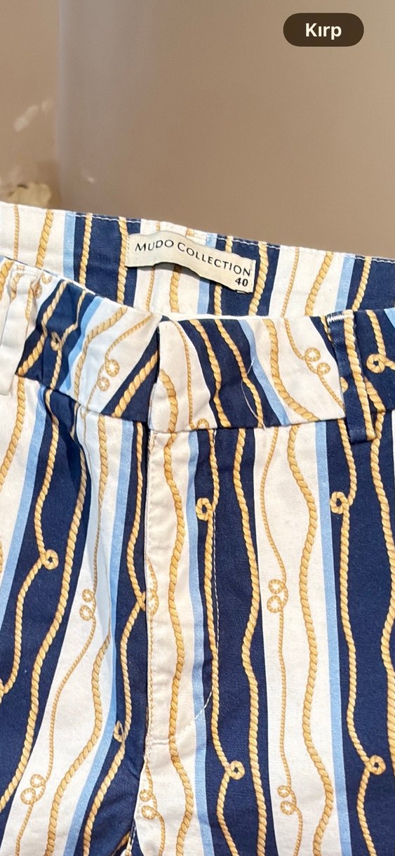 Bej Çizgili Piliseli  Şort - Görsel 2