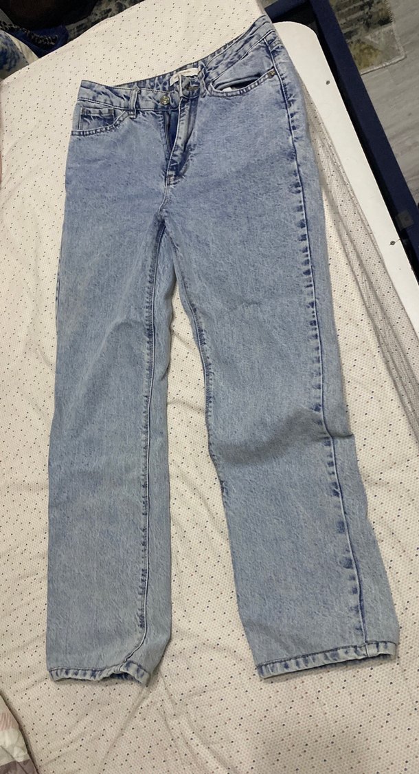 Açık Mavi Yüksek Bel Denim Jean Pierre Cardin
straight fit model — görsel 2/4