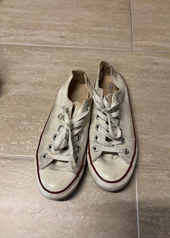 Converse ürünü