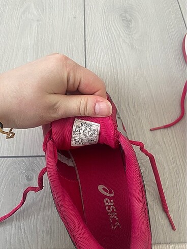 37,5 Beden pembe Renk Asics