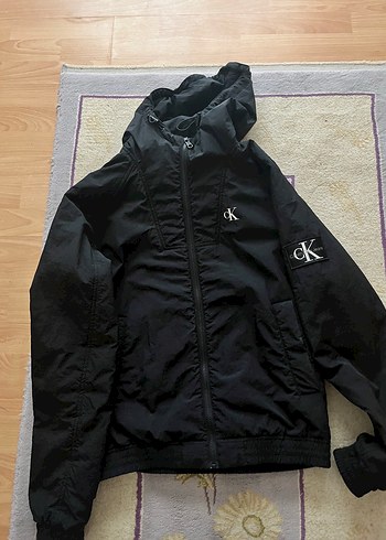 Calvin Klein Siyah Kapusonlu Mont