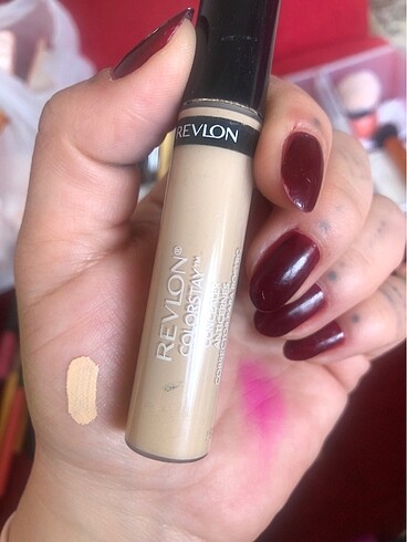 Concealer 02 ligt revlon