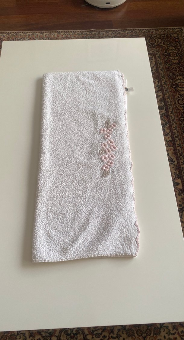 Linens Pastel Pembe Çiçekli Vücut Havlusu — görsel 3/4