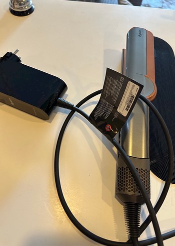 Beden Gri Dyson Saç Düzleştirici