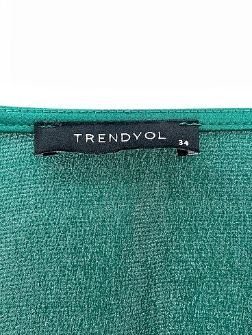 34 Beden yeşil Renk Trendyol & Milla Bluz %70 İndirimli.