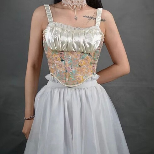Sheinside Vintage Çiçek Desenli Crop