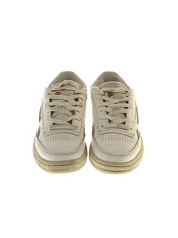37,5 Beden Reebok Spor Ayakkabı %70 İndirimli.