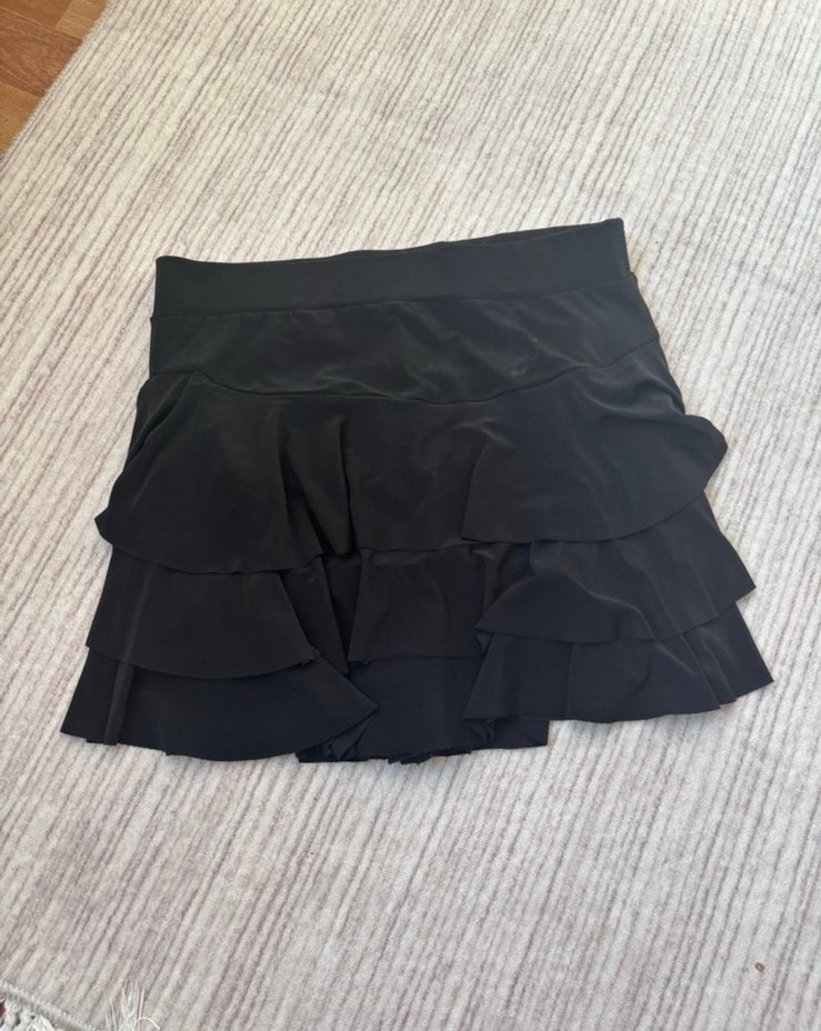 Siyah Mini Etek — görsel 2/4