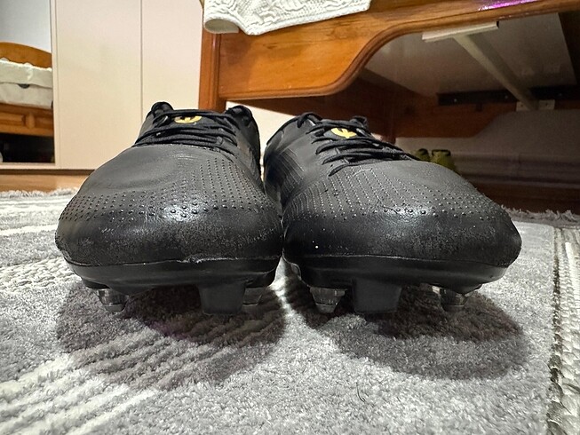 44 Beden siyah Renk Nike krampon